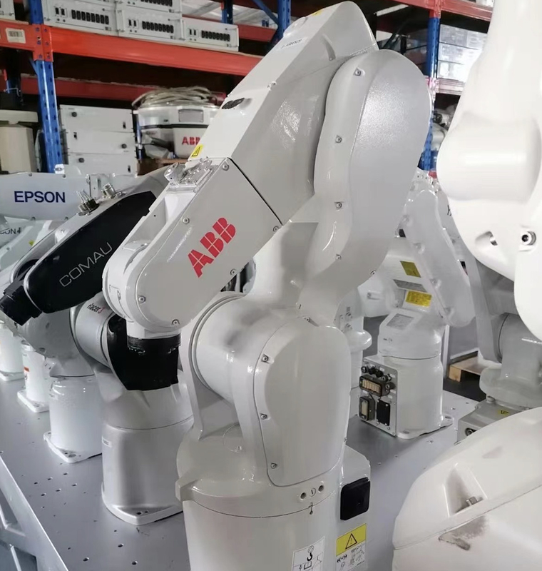 ABB IRB1200-5/0.9 ربات صنعتی بازوی 6 محور کار با ربات ویژن در مونتاژ خوب