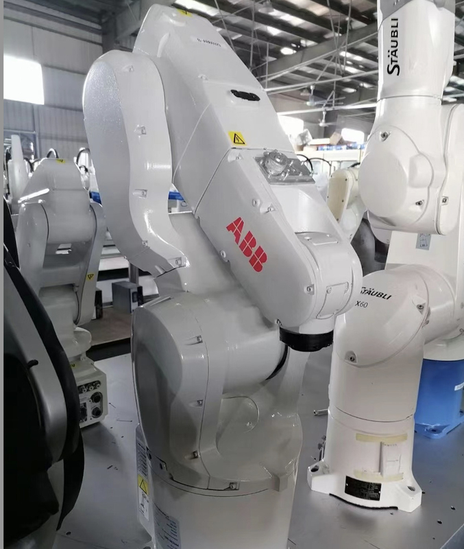 ABB IRB1200-5/0.9 ربات صنعتی بازوی 6 محور کار با ربات ویژن در مونتاژ خوب