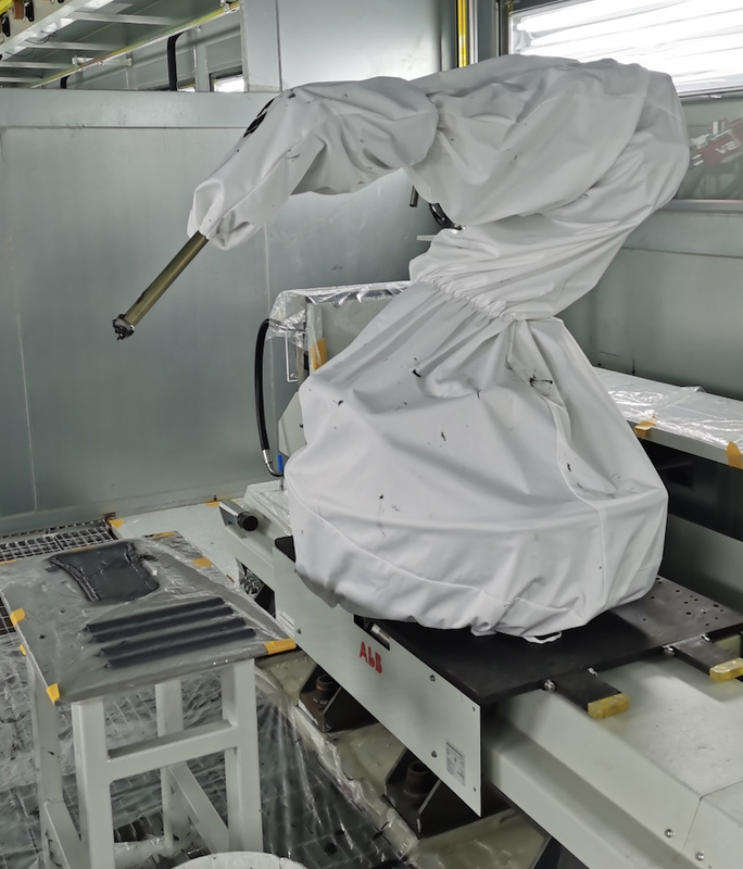 پوشاک سیستم های حفاظت ربات برای کارگاه پاشش بازوی ربات ABB KUKA