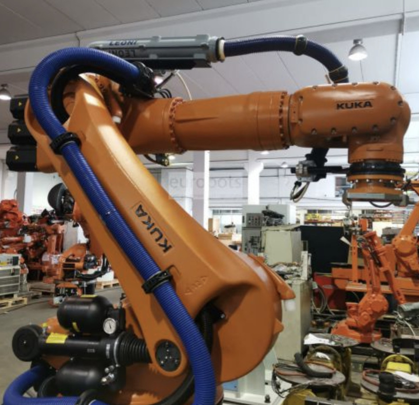 Kuka Kr 500 6 Axis Robot Arm For Manufacturing Handle 500kg Large Heavy Components