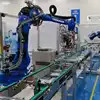 6 Aixs Yaskawa Robot Arm GP180-120 با حصار امنیتی سفارشی CNGBS به عنوان ربات پالتیزه کننده