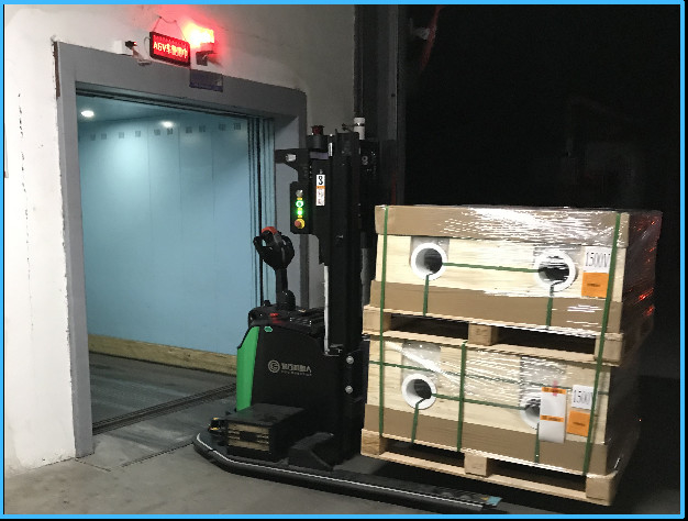 باتری فوسفات آلومینیوم آهن AGV 2 ساعت شارژ اتوماتیک هدایت شده 24 ساعت تحمل